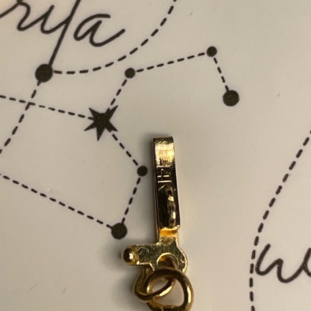 14kt solid yellow gold diamond herringbone chain necklace with box clasp closure - Picture 8 of 9